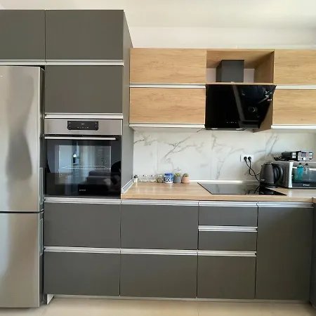 Apartman Lea Apartament *