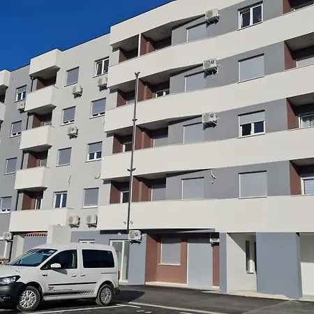 Apartament Apartman Lea Pula