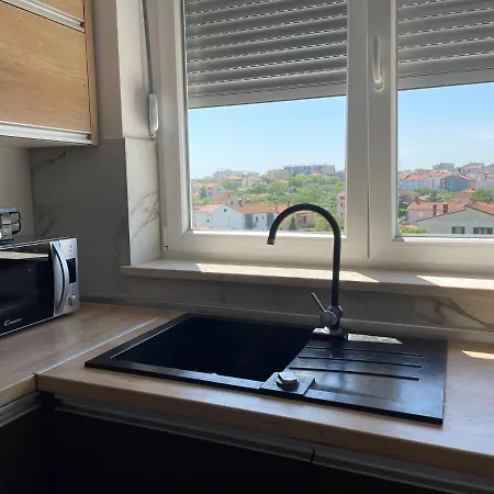 Apartment Apartman Lea *