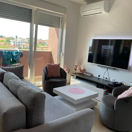 Apartment Apartman Lea Pula