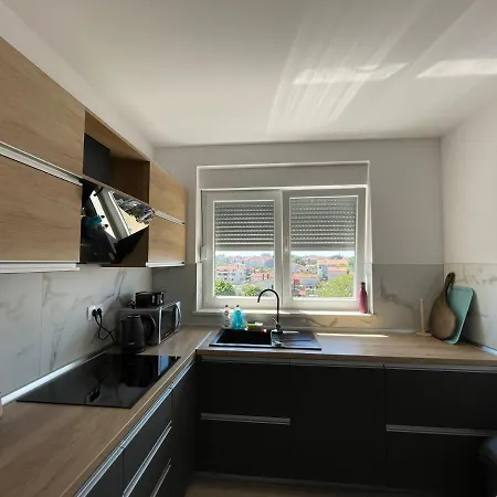 Apartman Lea Apartment