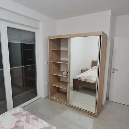 Apartman Lea * Póla
